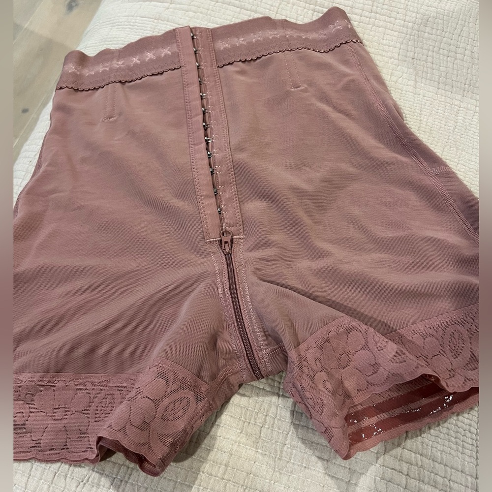 NEW shapewear size L